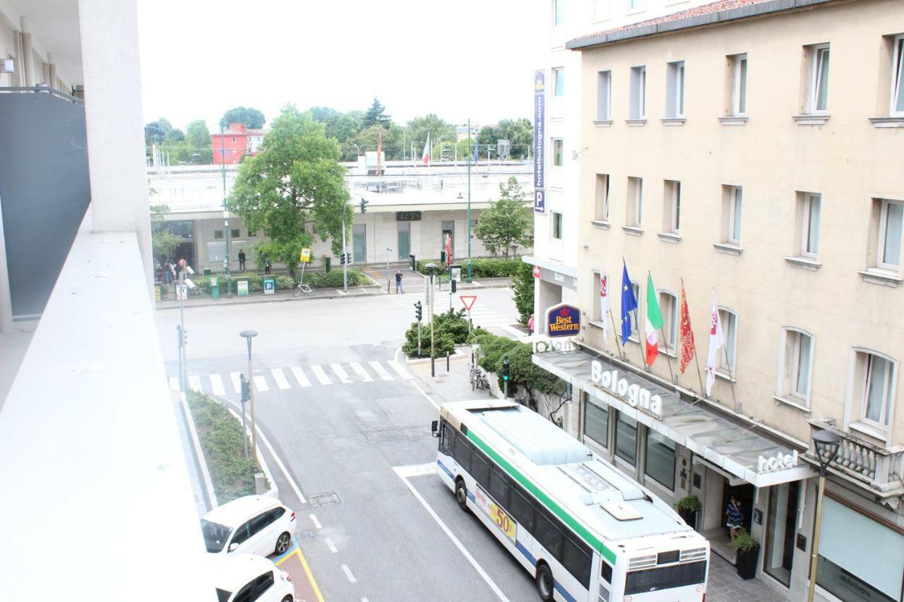 Suites Train Station Mestre Exterior foto